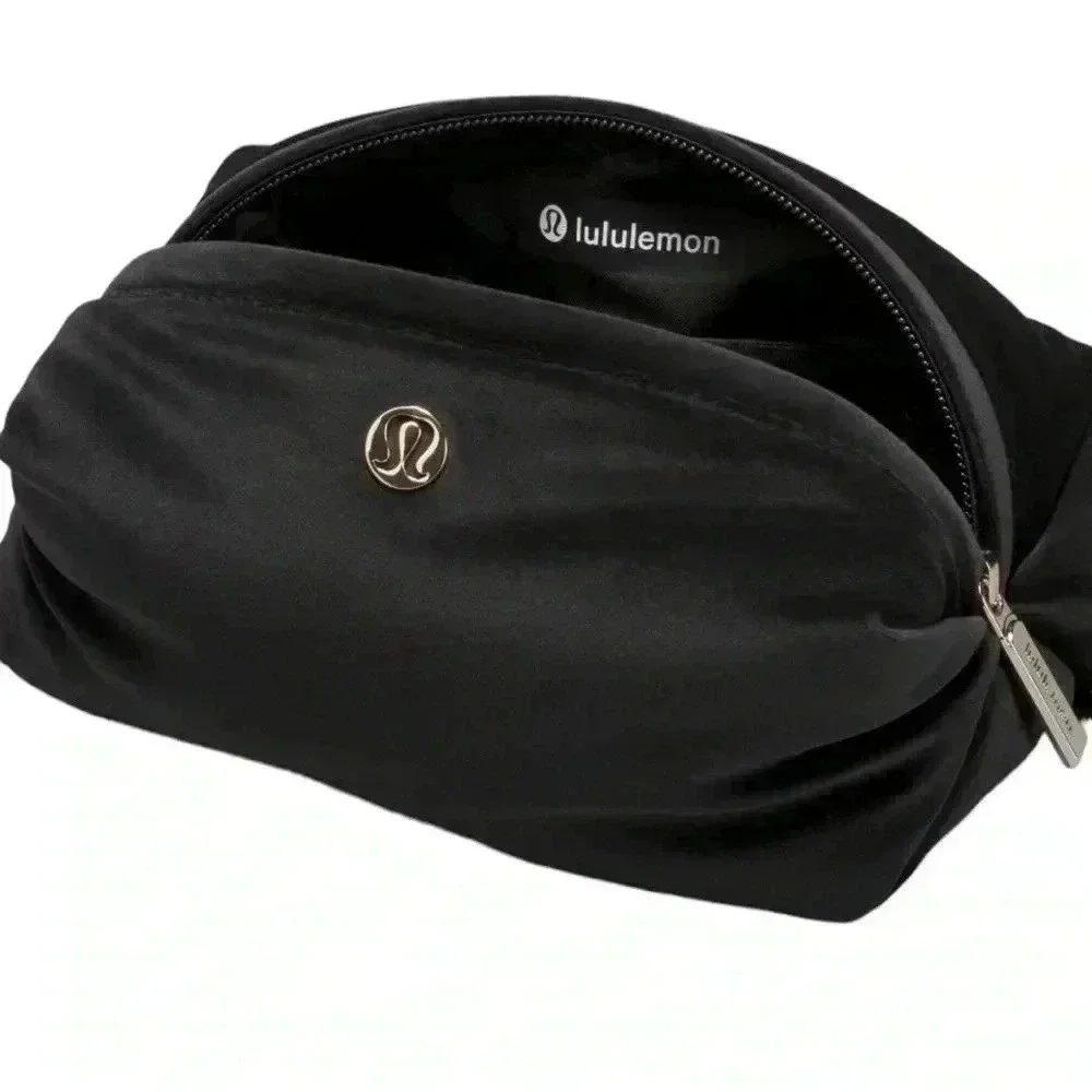 Lululemon Feeling Ready Mini Pouch Black Velour